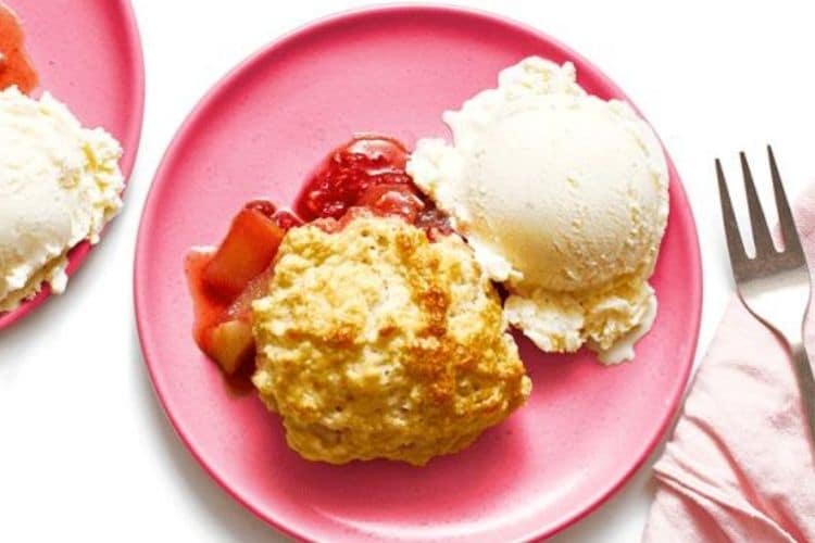 Dessert Recipes N°1: MINI APPLE-RASPBERRY COBBLERS