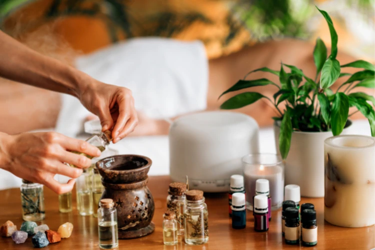 Ayurvedic medicine recognizes that every individual has a unique combination of three doshas. This natural balance of energies is the main cause of the physical and mental differences in humans. 